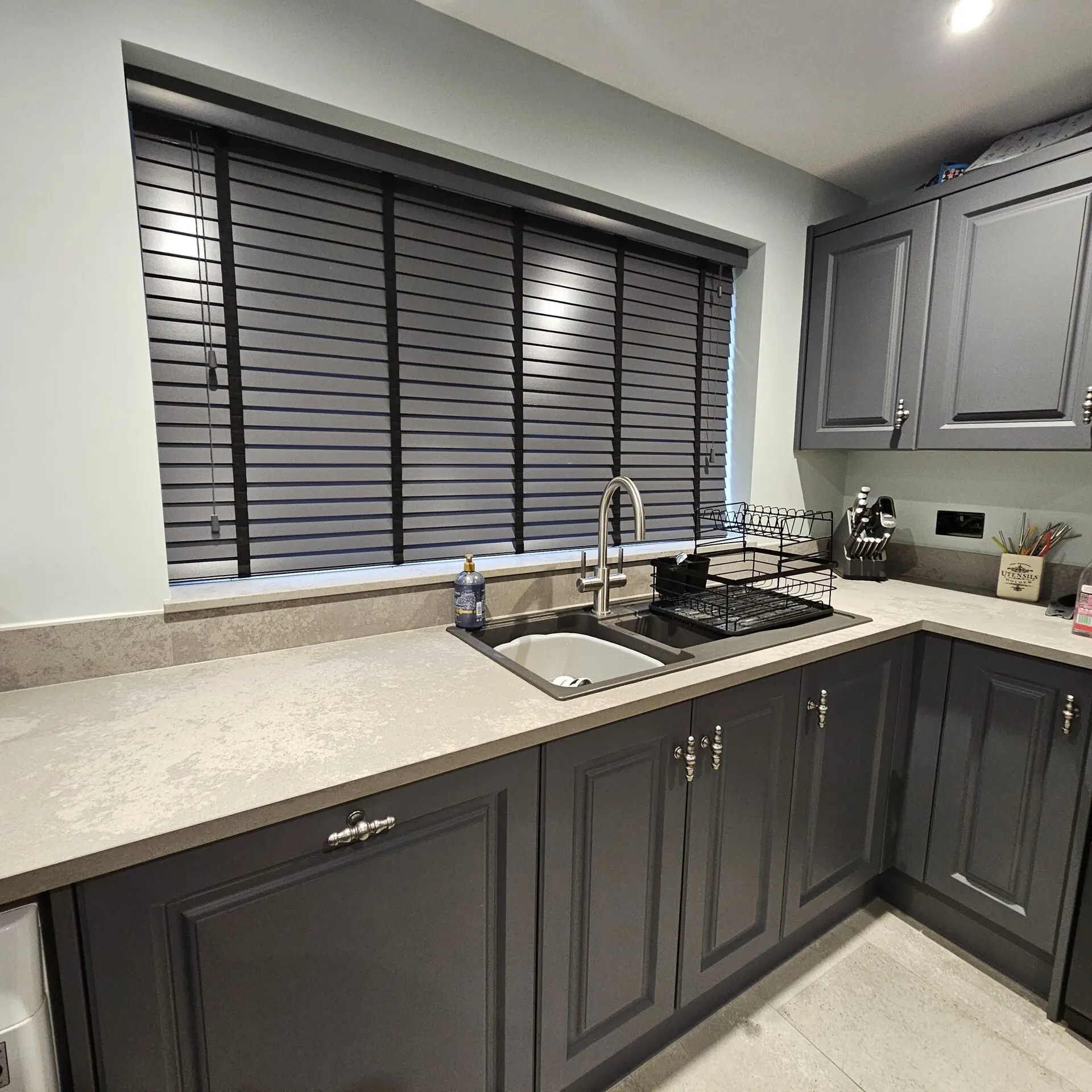 Expert blind fitting and installation